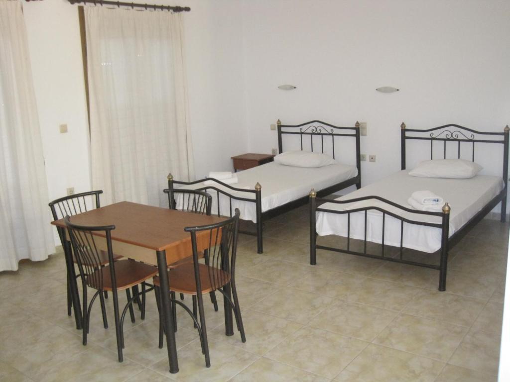 Sfinias Apartments Кали-Лименес Номер фото